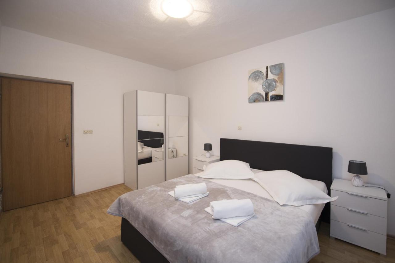 Apartment Brela 16603B Extérieur photo