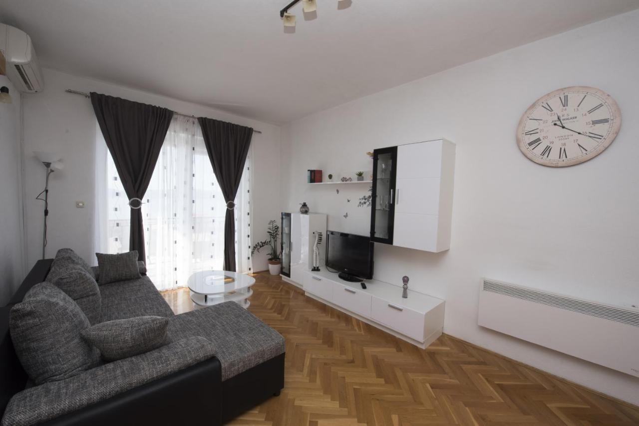 Apartment Brela 16603B Extérieur photo
